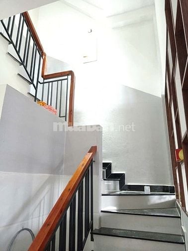 Bán Nhà Căn Góc 2MT sổ Riêng 3 Tầng Đường Đào Sư Tích Gần CC Hưng Phát