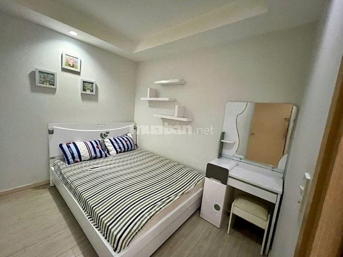 Chung cư Bàu cát,p10,Tân BÌnh: 83m2m2, 2p ngủ, 2wc,NT,11tr/th, NHÀ MỚI