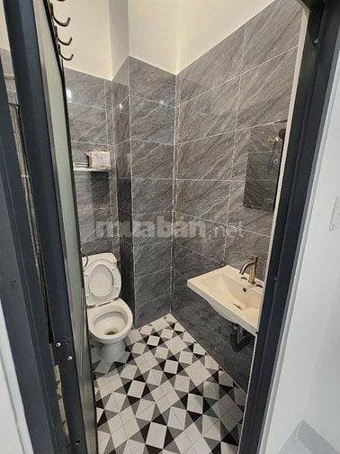 Phòng 20m2 Có Ban Công, View Thoáng Mát sát bên AEONMALL Tân Phú