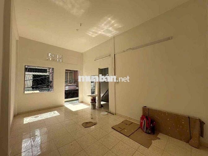 NHÀ THUÊ HẺM XE HƠI NÉ NHAU LÊ VĂN SỸ QUẬN 3 20 TRIỆU