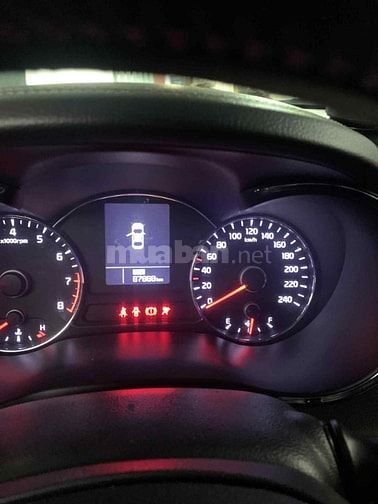 Bán giúp Ông anh Kia K3 2014 số sàn hai đời chủ ,giáo viên sử dụng còn