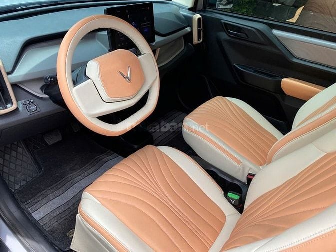 Bán xe Vinfast VF3. Mua T1/2025. Màu Xám xi măng