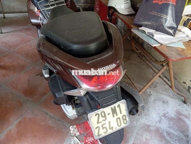 Honda Pcx 2013 của bác ít đi còn mới