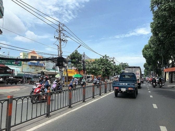 GẤP nhà hẻm 656 Quang Trung ngang 7m 126m2 4lầu có gara gần chợ 17.8tỷ