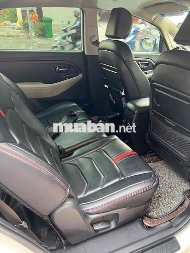 Kia Rondo 2016 2.0 GAT - 180000 km
