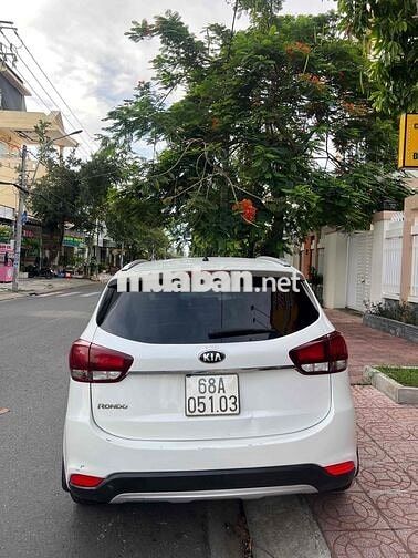 Kia Rondo 2016 2.0 GAT - 180000 km