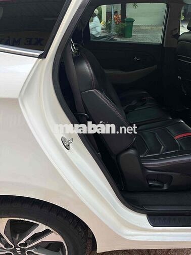 Kia Rondo 2016 2.0 GAT - 180000 km