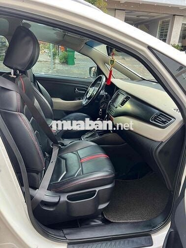 Kia Rondo 2016 2.0 GAT - 180000 km