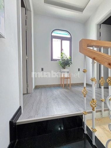 Nhà đẹp đường 3/2 Quận 10 dt 60m2/3ty190. Mua cho thuê cực tốt