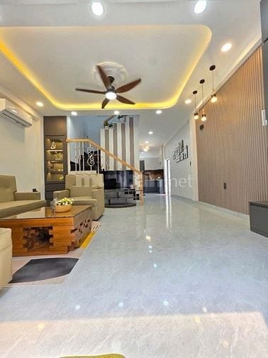 Nhà đẹp đường 3/2 Quận 10 dt 60m2/3ty190. Mua cho thuê cực tốt