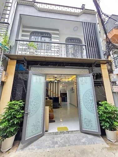 Nhà đẹp đường 3/2 Quận 10 dt 60m2/3ty190. Mua cho thuê cực tốt