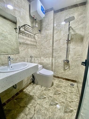 Bán nhà 5 tầng số 18 ngõ 107 đường An Dương Vương
