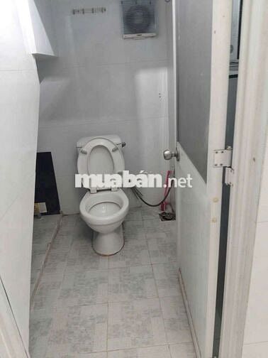 Cho thuê nhà nguyên căn mới 100% 2 phòng ngủ
