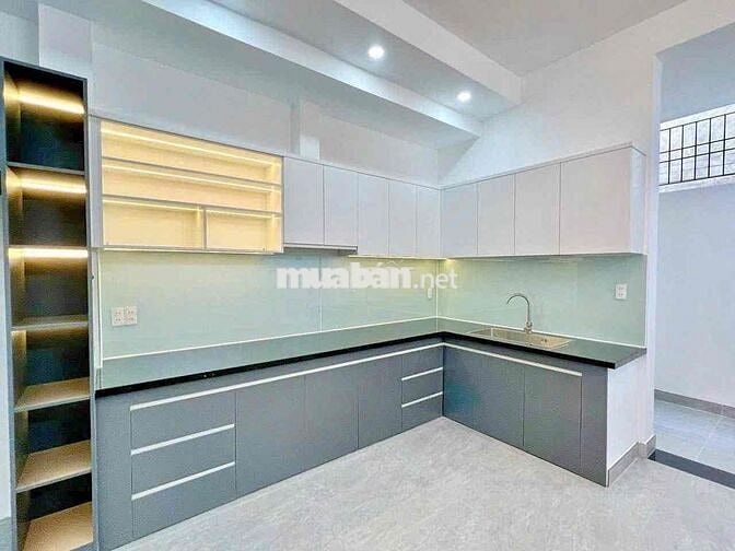 CHO THUÊ NHÀ MẶT TIỀN LÂM VĂN BỀN (5mX22m) 4LẦU