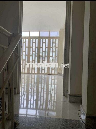 Cho thuê nhà hẻm xe hơi Lê Đại Hành P11 Quận 11. 1 Lầu 3 Phòng ngủ