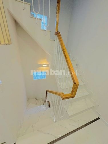 BÁN NHÀ GÓC 2 MẶT TIỀN : 115 VĨNH VIỄN - P. 4 - Q. 10 - TPHCM