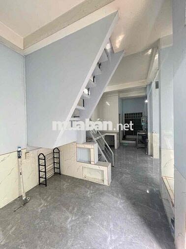 Cho thuê nhà trệt lầu 4x13m 03phòng 2wc hẻm giáp KDC Metro