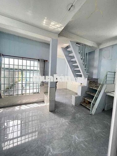 Cho thuê nhà trệt lầu 4x13m 03phòng 2wc hẻm giáp KDC Metro