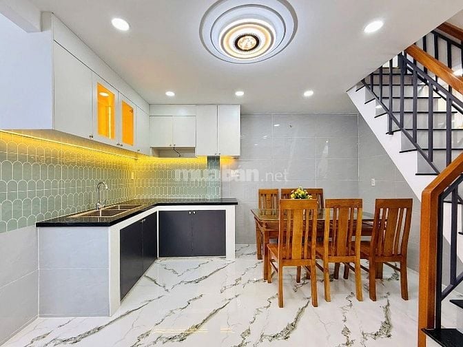 KẸT TIỀN CÔ TÂM SANG GẤP CĂN Đ PHẠM CỰ LƯỢNG, SẴN HỢP ĐỒNG THUÊ 13,5tr