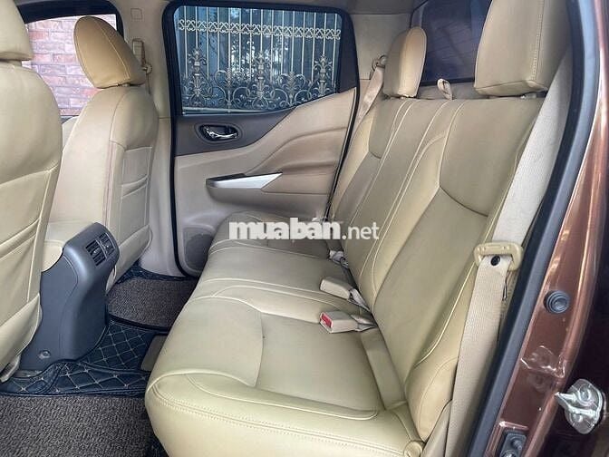 Nissan Navara 4x2 AT EL 2017 Máy dầu AT 1 cầu