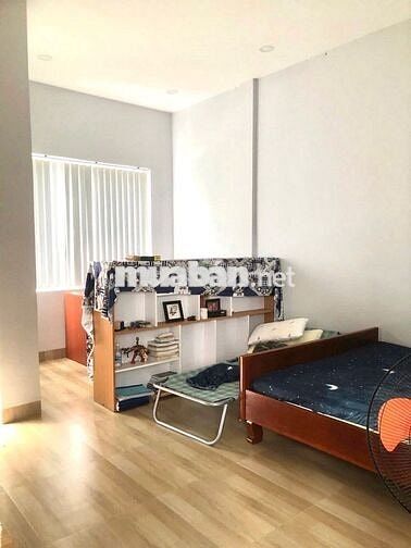 HÀ NGUYÊN CĂN 1 TRỆT 1 LẦU Ở BẮC NHA TRANG GIÁ 10 TRIỆU/ THÁNG