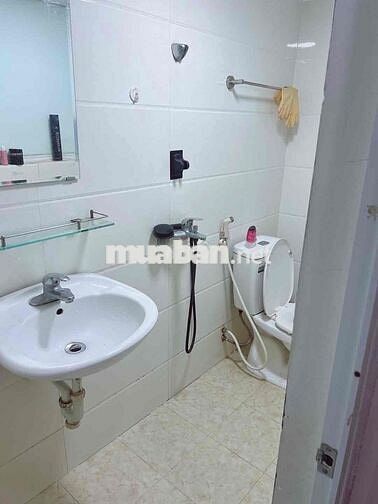 Chính chủ cho thuê nhà nguyên căn 5 tầng, nhà đẹp, đầy đủ tiện nghi