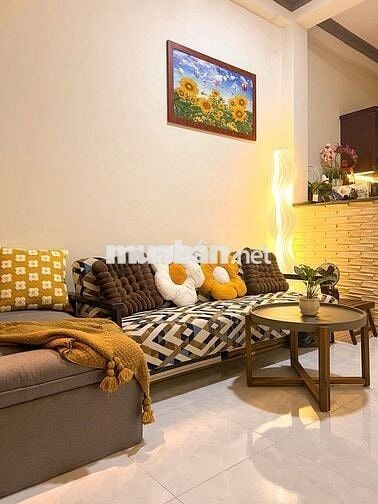 NHÀ NGUYÊN CĂN 46m2 2PN 2WC HOÀNG HOA THÁM PHÚ NHUẬN