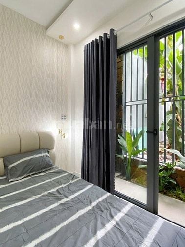 CẦN BÁN NHÀ VIP HIỆN ĐẠI THÔNG TRỤC- GẦN CẦU HÒA XUÂN VÀ NGUYỄN TRI PH