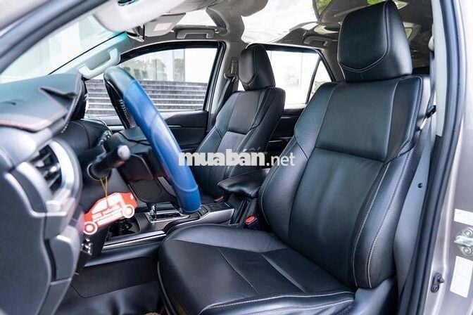 Toyota Fortuner 2022 2.4 4x2 AT - 55000 km