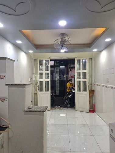 CHO THUÊ NHÀ HẺM BG ĐƯỜNG BẠCH VÂN, Q5 - DT 3×8M