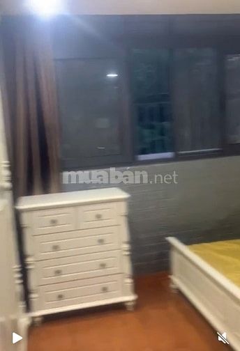 Bán căn hộ tầng 2 gần hồ Giảng Võ 