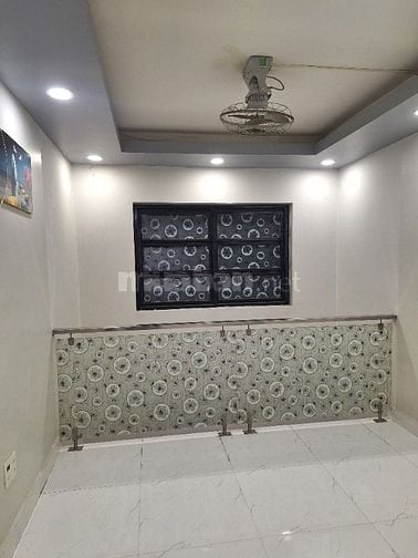 CHO THUÊ NHÀ HẺM BG ĐƯỜNG BẠCH VÂN, Q5 - DT 3×8M
