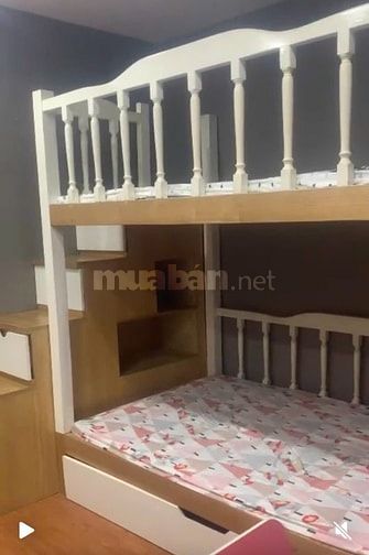 Bán căn hộ tầng 2 gần hồ Giảng Võ 