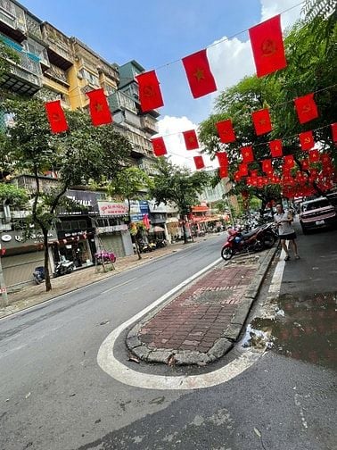 Bán căn hộ tầng 2 gần hồ Giảng Võ 