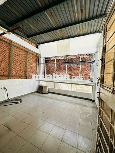 Nhà mới 4 x 18 trệt 3 lầu full ML Chu Văn An 25 TRiệu
