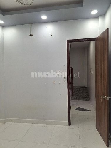 CHO THUÊ NHÀ HẺM BG ĐƯỜNG BẠCH VÂN, Q5 - DT 3×8M