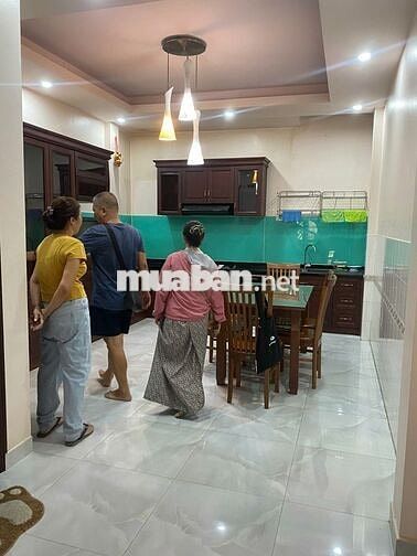 Nhà mới 4 x 18 trệt 3 lầu full ML Chu Văn An 25 TRiệu