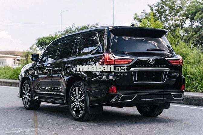 Lexus LX 570 2016