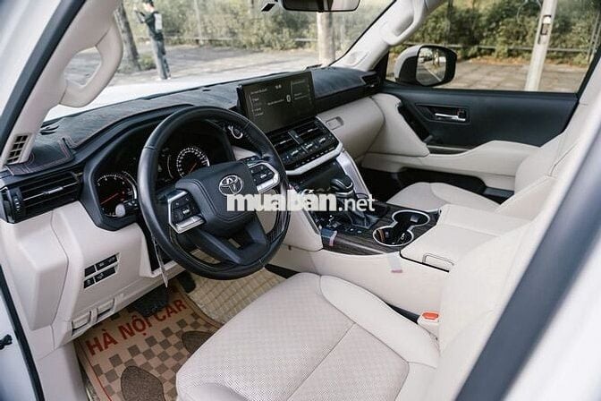 Toyota Land Cruiser 3.5 V6 2023 - 9000 km
