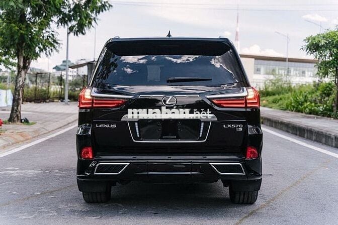 Lexus LX 570 2016