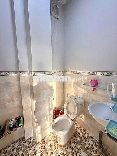 Nhà trệt 2 lầu 3PN KDC 515 chỉ 8 triệu