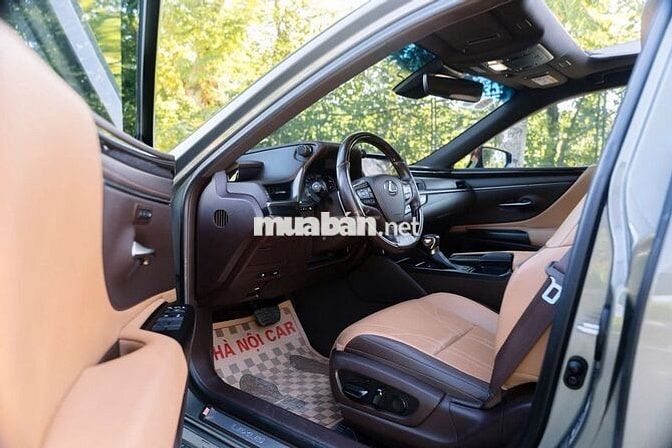 Lexus ES 250 2020 - 51000 km