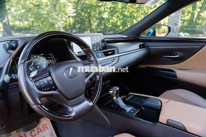 Lexus ES 250 2020 - 51000 km