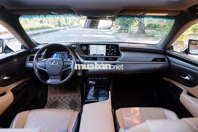 Lexus ES 250 2020 - 51000 km