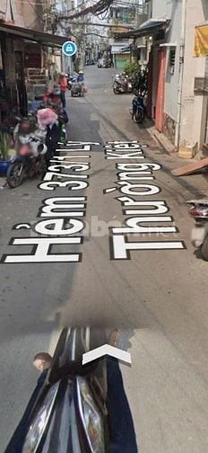 Bán nhà hẻm Lý Thường Kiệt, Quận Tân Bình, Ngay trung tâm chợ Tân Bình