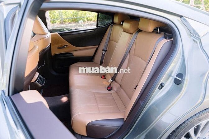 Lexus ES 250 2020 - 51000 km