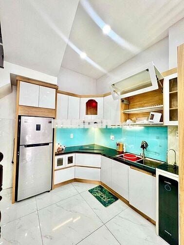 nhà full Nội Thất trệt 2 lầu 3 phòng ngủ 3wc