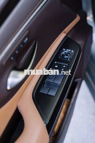 Lexus ES 250 2020 - 51000 km