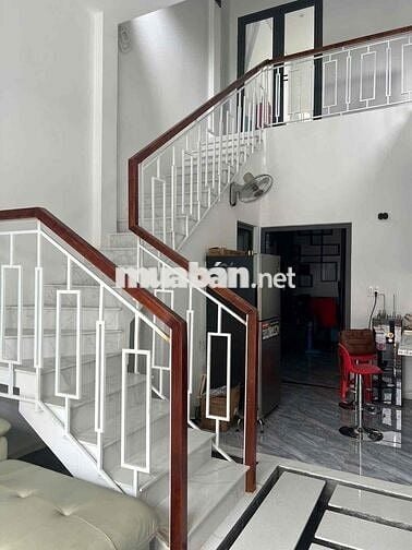 Cho Thuê nhà đẹp 2 Tầng mặt tiền Hoà Xuân