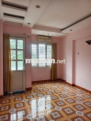 Cho thuê nhà riêng theo hình thức ở gia đình tại Nguyễn Khánh Toàn